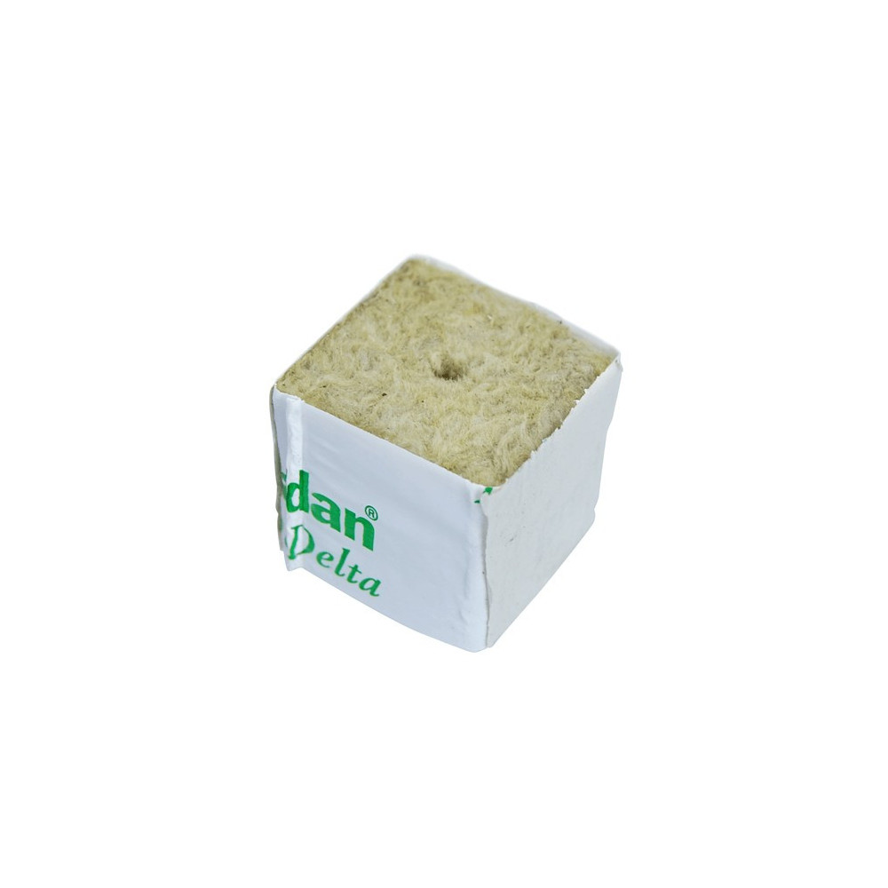 Grodan sadbovací kostka 4x4x4 cm s malou dírou - sadbovací médium