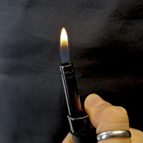 Zapalovač Clipper Tube Black Soft Touch