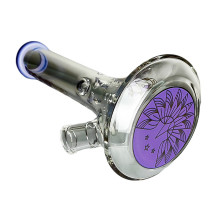 Skleněné bongo Phoenix Beaker fialové barvy - pohled na ornament na spodní části vázy