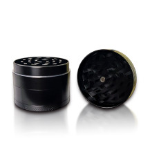 Grinder Colored Ganja - pohled na nože