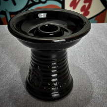 Korunka na vodní dýmku Mikro Bowl - Black - položená na textilii
