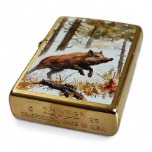 Zapalovač ZIPPO Wild Boar - pohled odspodu
