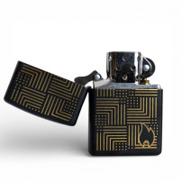 Zapalovač ZIPPO Reflection - otevřený