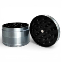 Grinder drtička 60mm/4 Silver THC Molecule - pohled na zuby