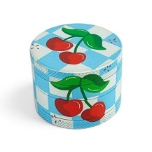 4dílná kovová drtička CHERRY 5cm | BongoShop.cz